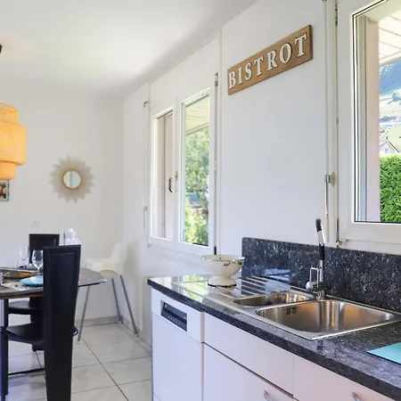 Route De La Muraz 9 By Interhome * Villeneuve